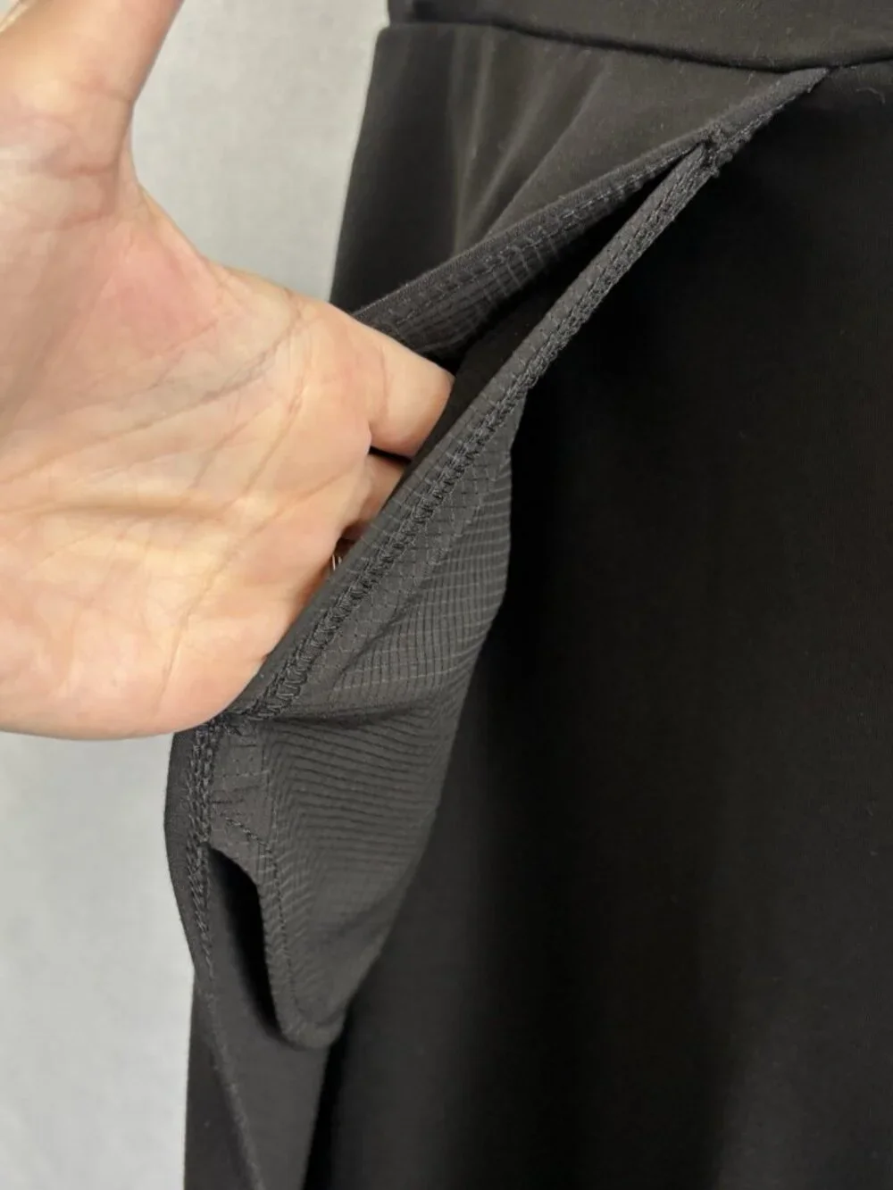BETABRAND Women Overlay Bootcut Pants Sz MP Black Casual Chic‎ Modern 68-20